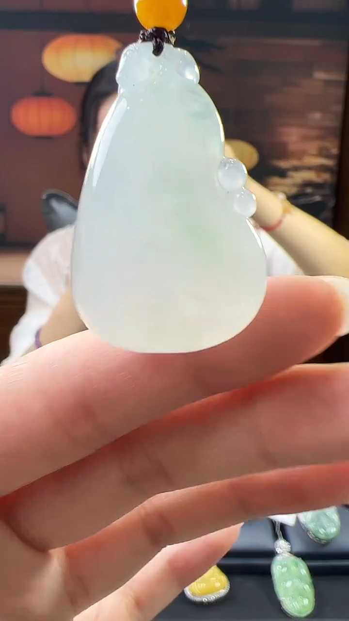 未镶嵌挂件翡翠福瓜 
