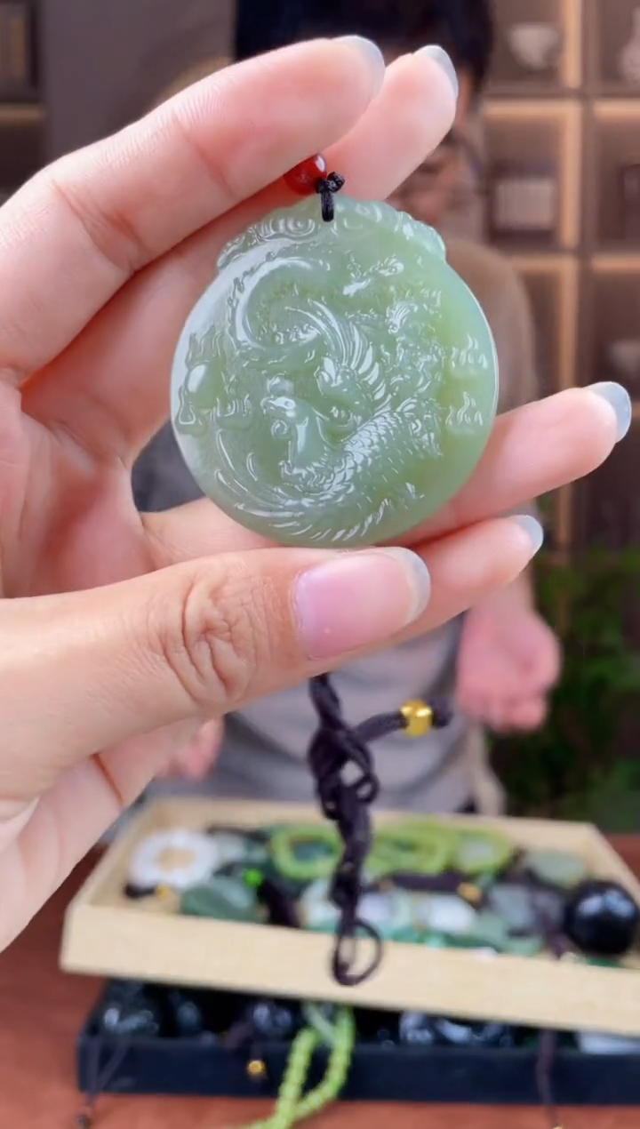 未镶嵌和田玉挂件拍一发一，多样性发货