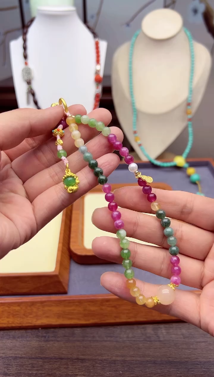 【闪购商品】碧玺手链14K金镶嵌Q01            