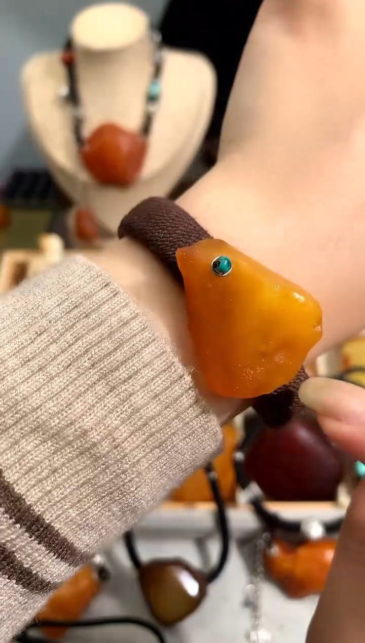 【闪购商品】蜜蜡裸石未镶嵌似玉