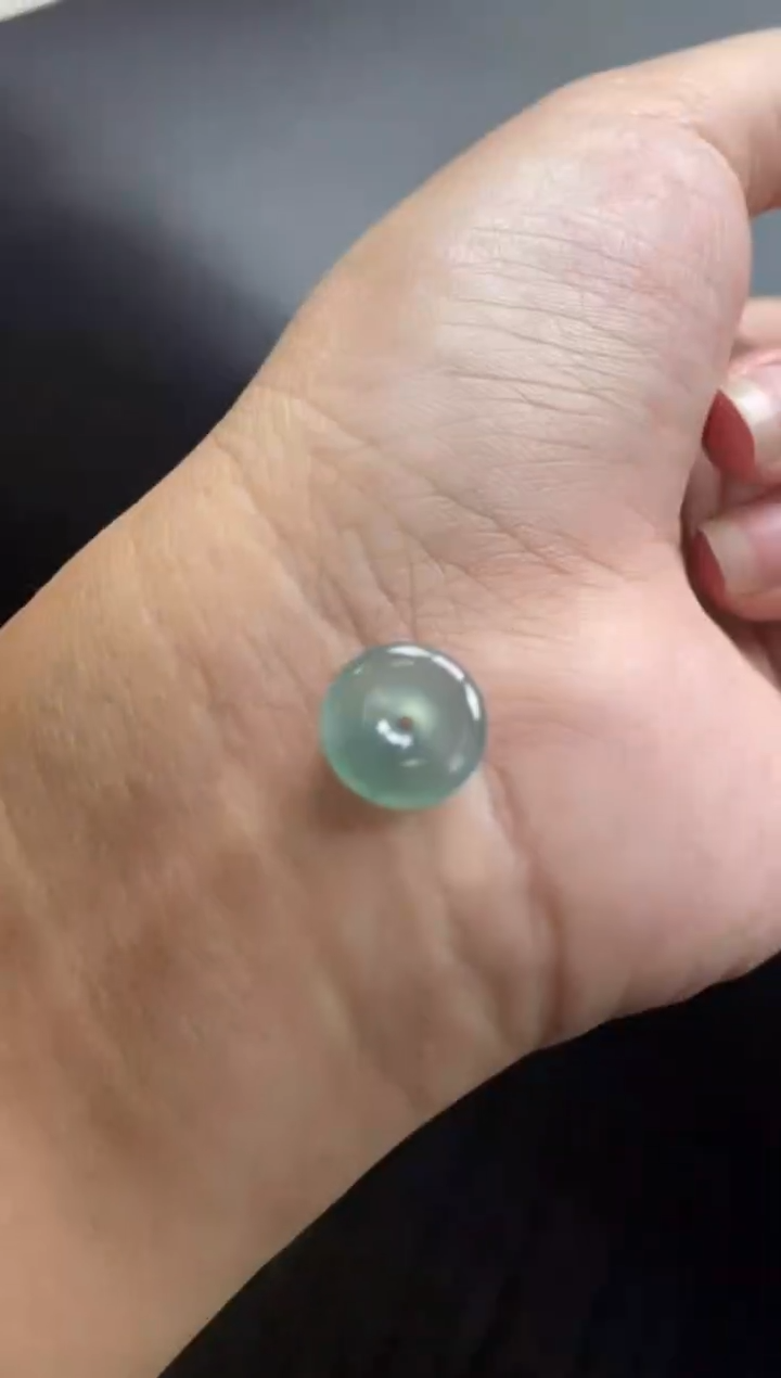 颈饰未镶嵌翡翠冰种平安扣