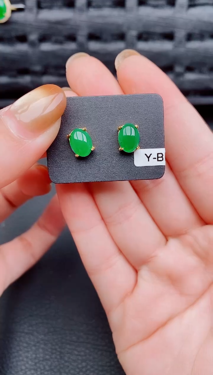 【闪购商品】翡翠耳饰银S925镶嵌天然a货翡翠681