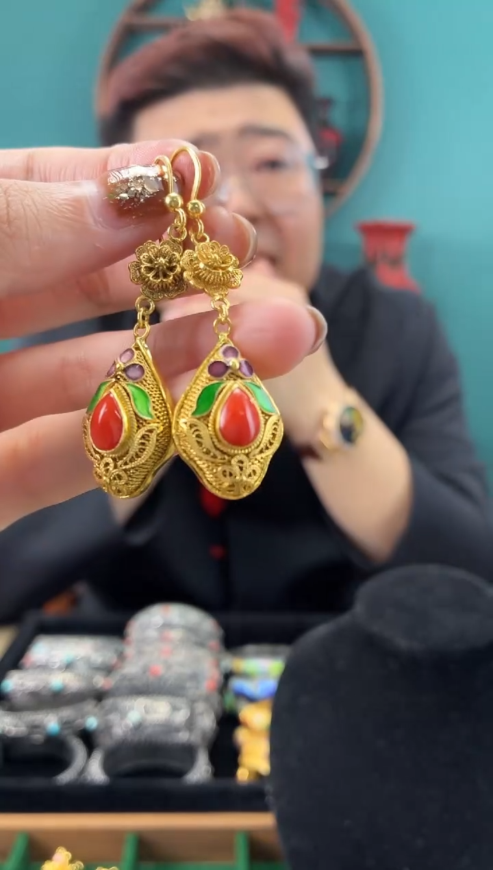 非遗手工花丝镶嵌耳环