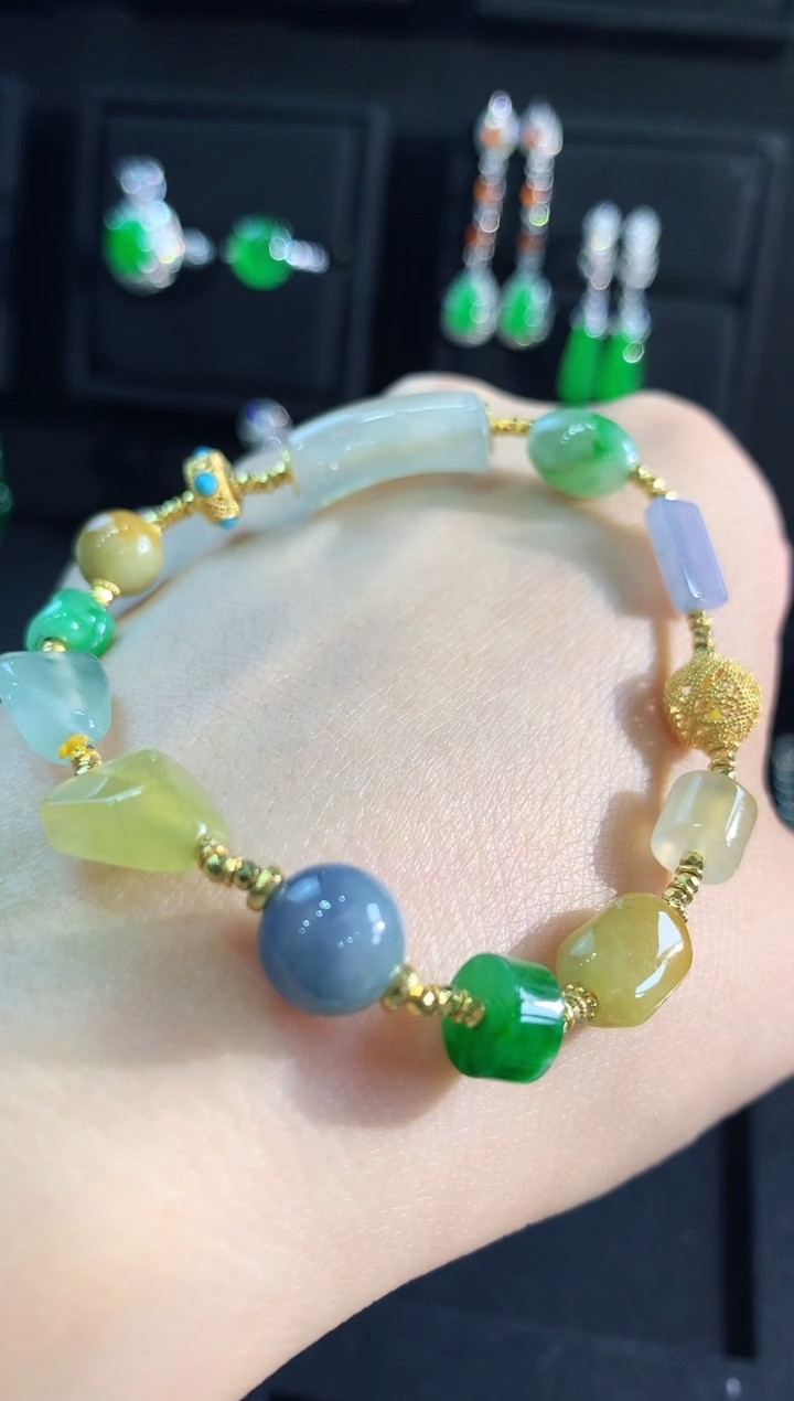 【闪购商品】翡翠手链18K金镶嵌手链