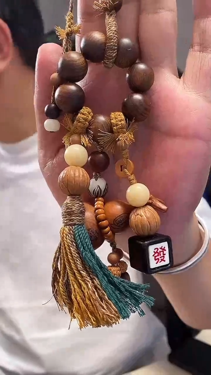 非洲檀香无事牌天****3H9