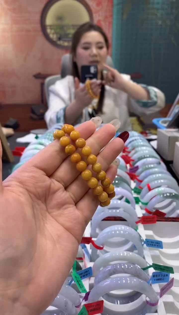 【闪购商品】翡翠手串未镶嵌00012931/多样性发货