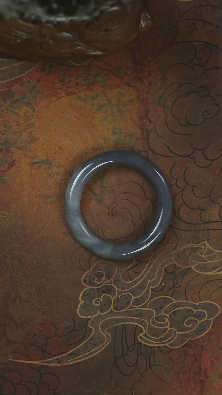 【闪购商品】和田玉手镯未镶嵌烟紫57圈