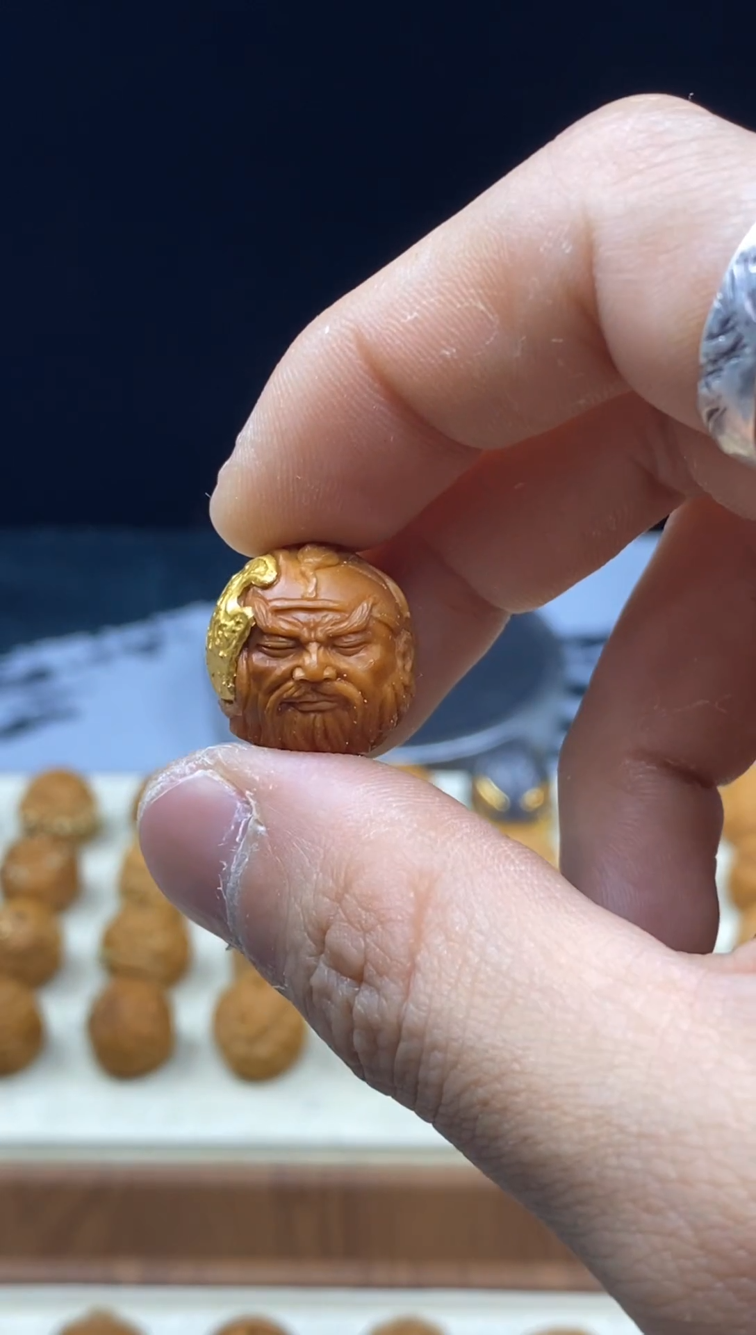 吊坠猴头核桃沾*头关羽 精修 重工  