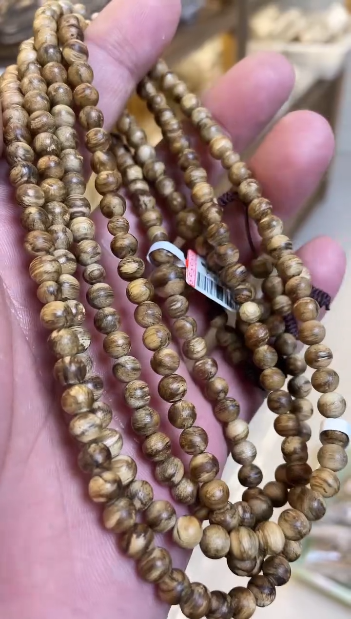 【闪购商品】沉香手串达拉干圆珠长串红土蚁漏0.6多样性发其一