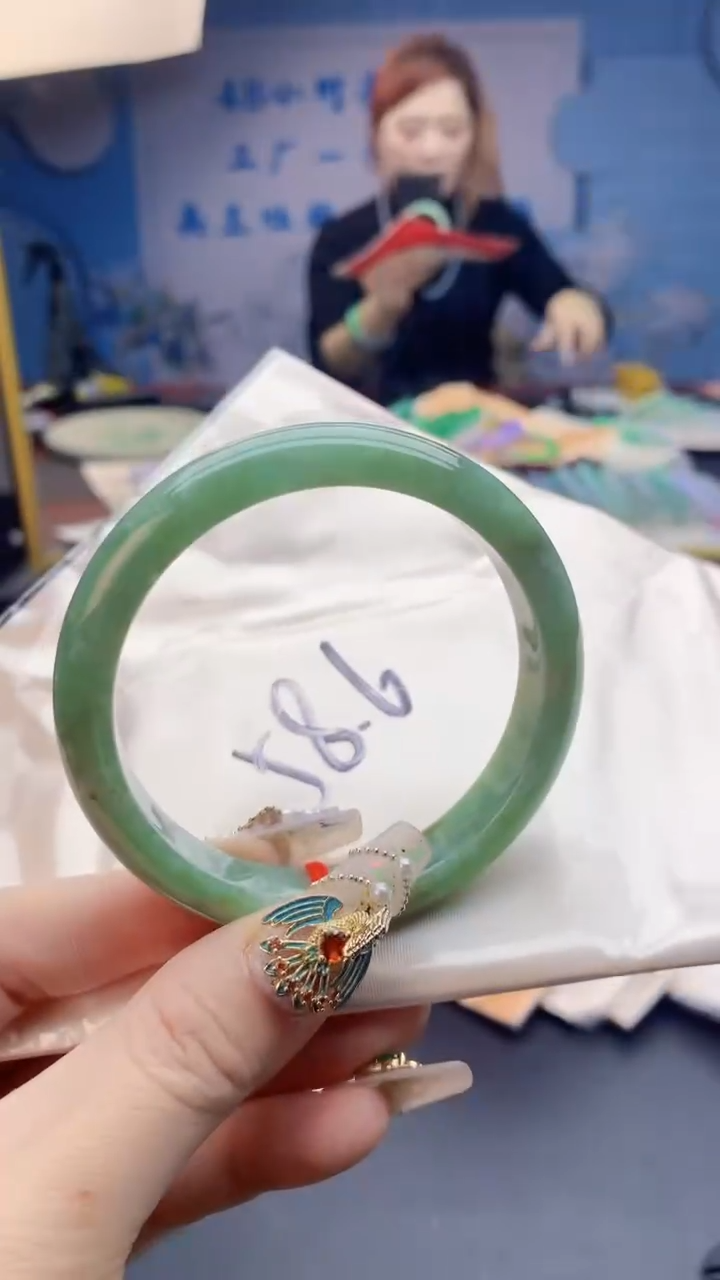 【闪购商品】翡翠手镯未镶嵌0598904483