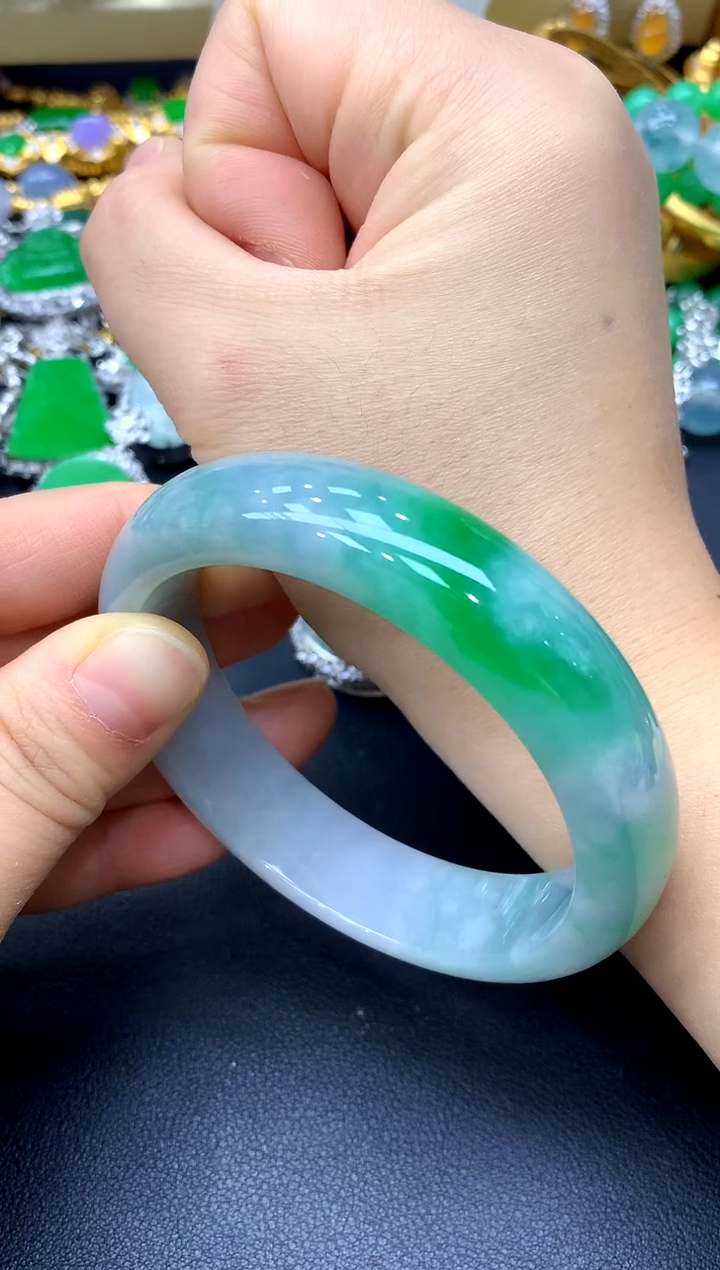 18K金镶嵌手镯翡翠636-中国好珍宝