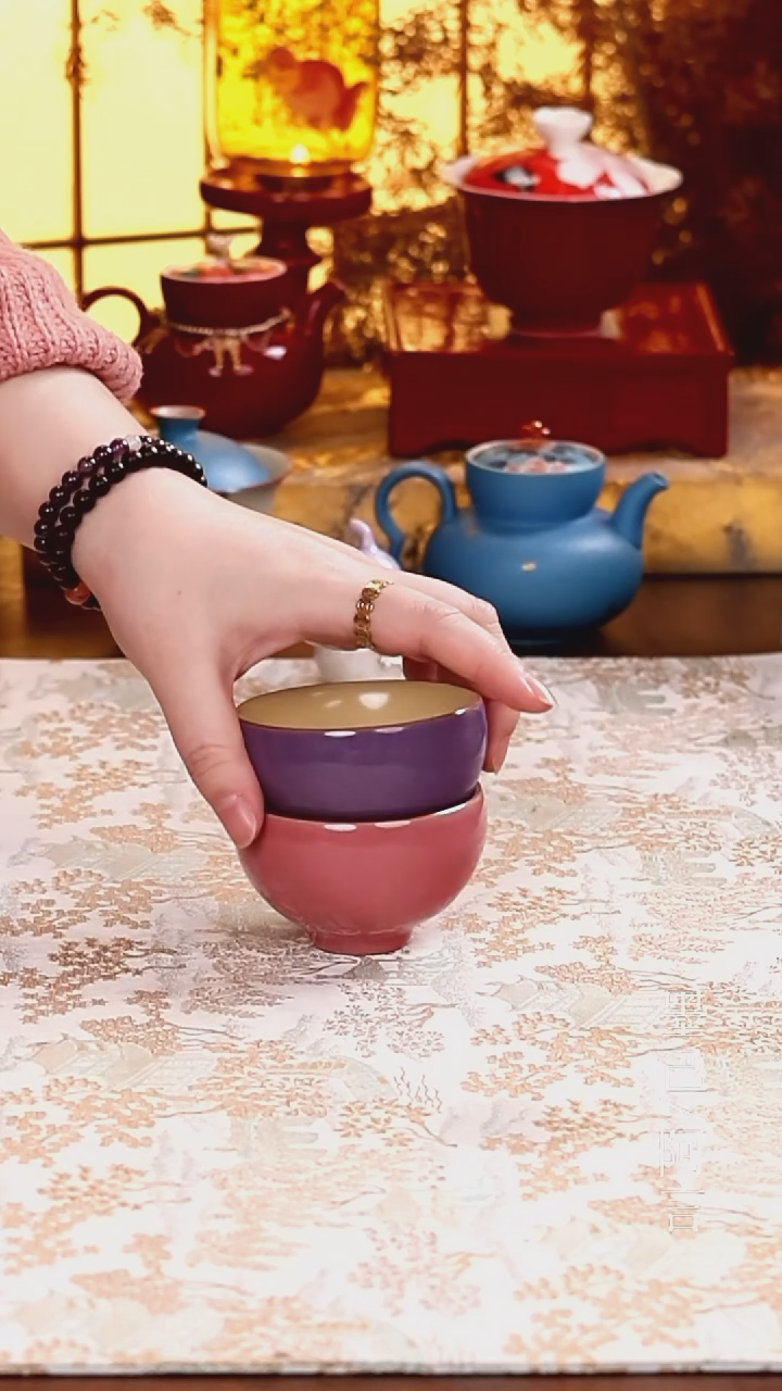 孤品微瑕茶杯一对