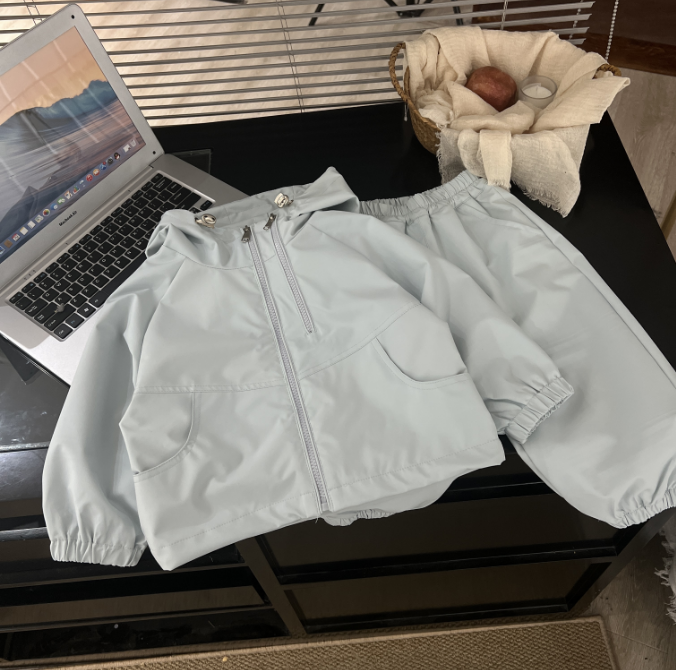 2025春秋新款儿童潮流韩版时尚50112冲锋衣外套