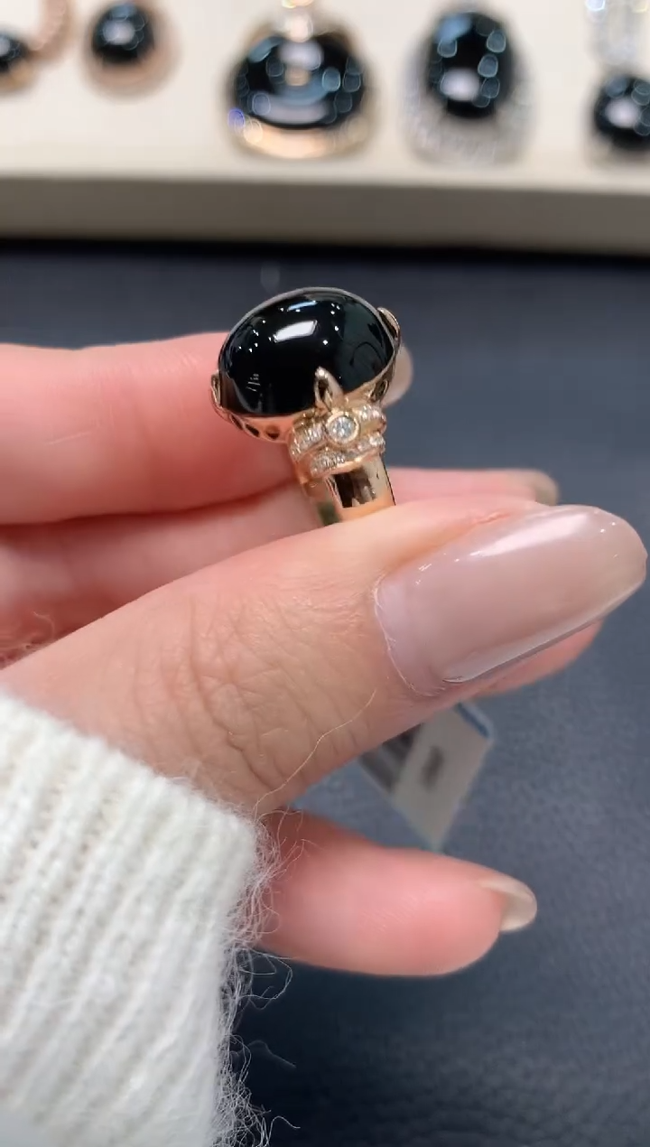 【闪购商品】翡翠戒指18K金镶嵌B44翡翠