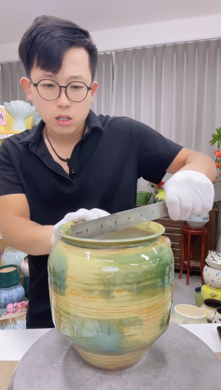 陶瓷花盆 8.12  微瑕  底部磕碰