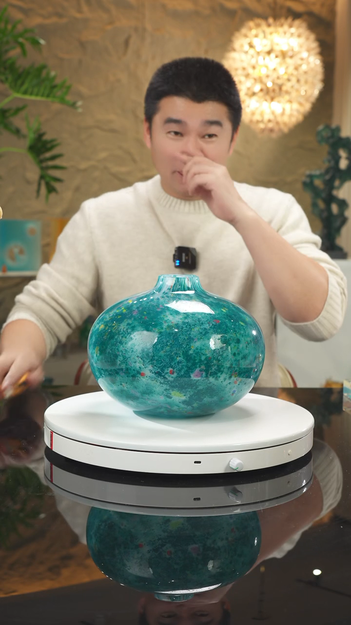 【闪购商品】摆件设计款花瓶摆件小号