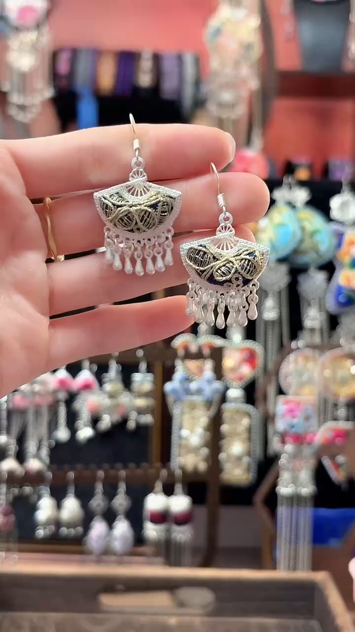 织绣 云织谣民族风精美饰品   155