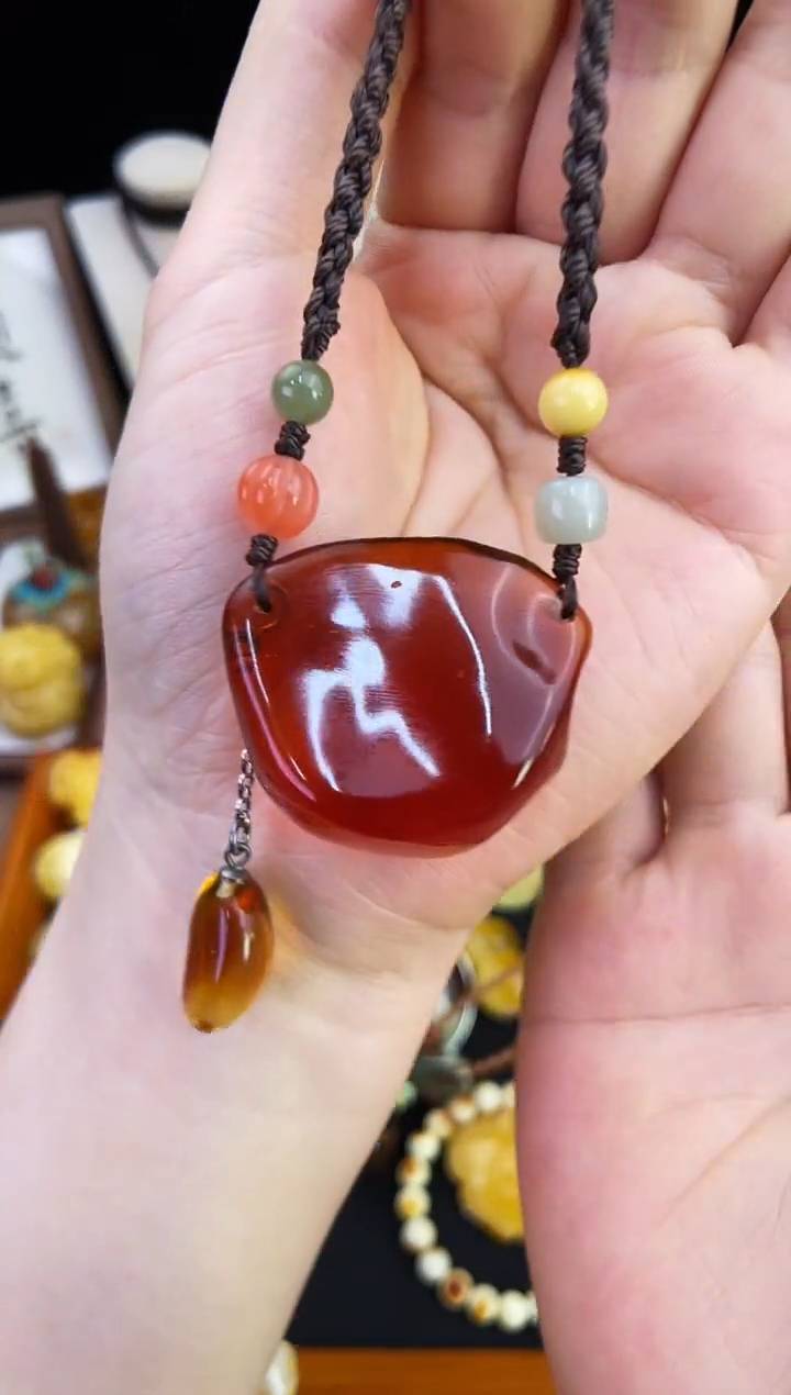 琥珀未镶嵌珠宝奇石柒月1