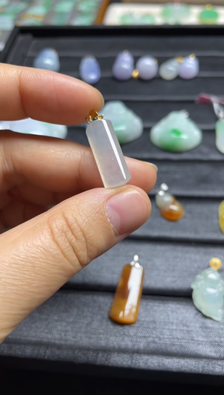 翡翠18K金镶嵌吊坠(不含链)无事牌