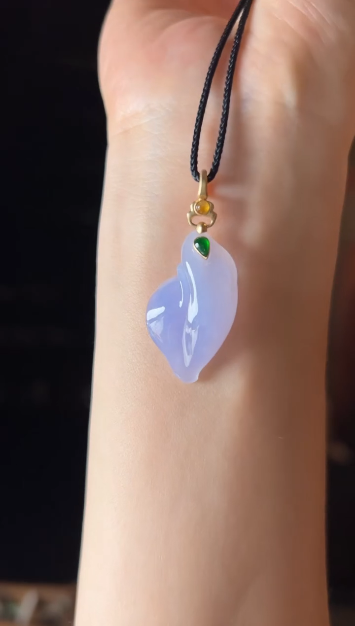 定制翡翠18K金镶嵌紫随行吊坠8000