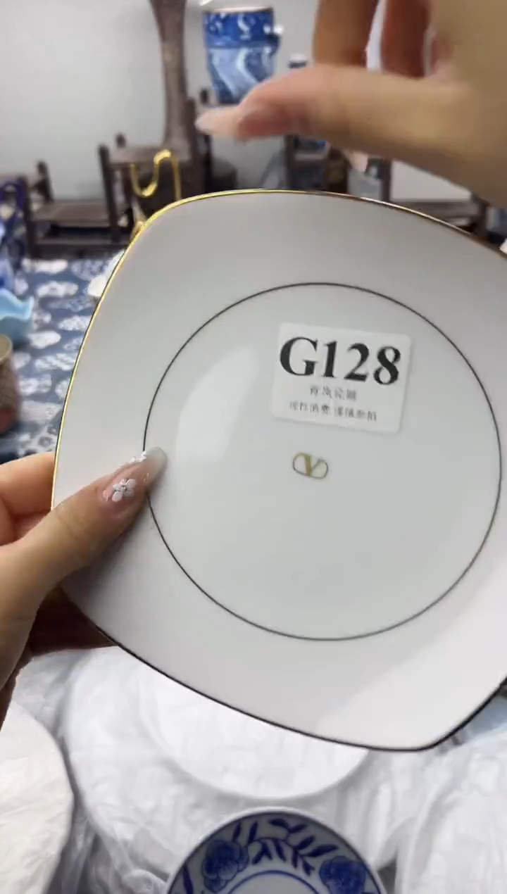 瓷片大**娃  G128