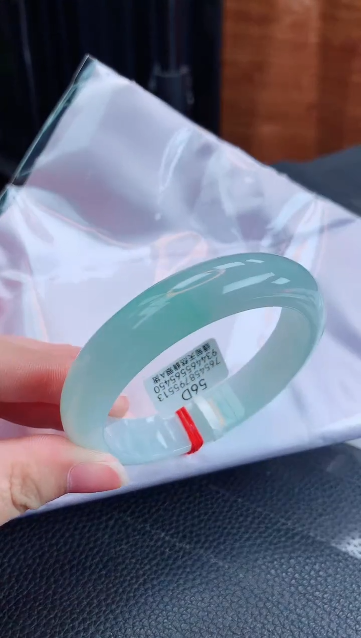 【闪购商品】翡翠手镯未镶嵌缅甸天然翡翠A货手镯