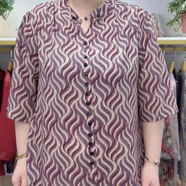 884水波纹叠领排扣五分袖套头衬衫