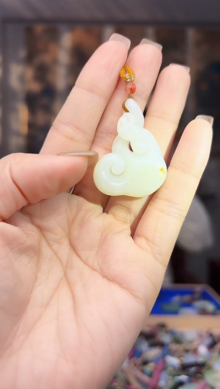 【闪购商品】和田玉挂件未镶嵌拍一发一