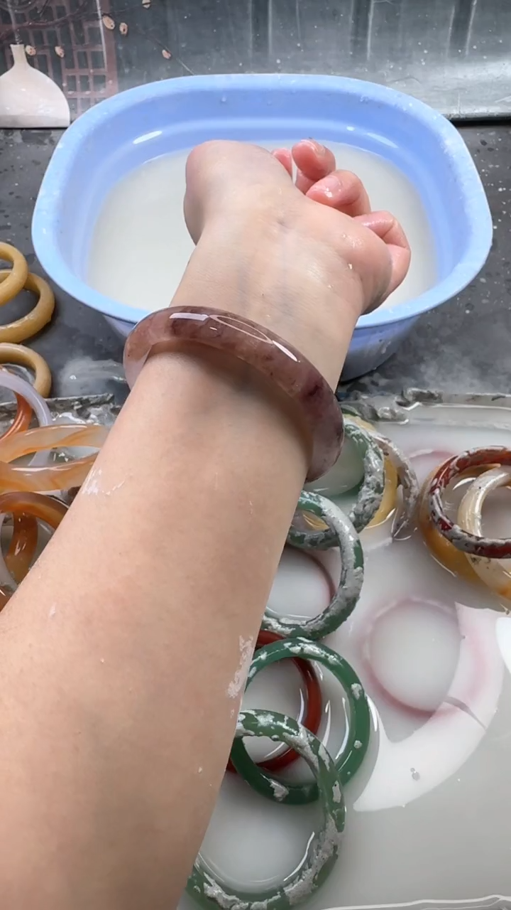 【闪购商品】石英质玉手镯未镶嵌81 62