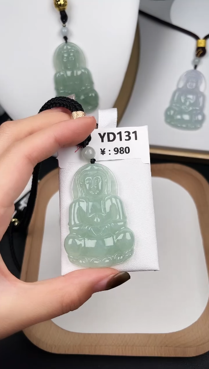 颈饰未镶嵌翡翠YD131冰绿观音