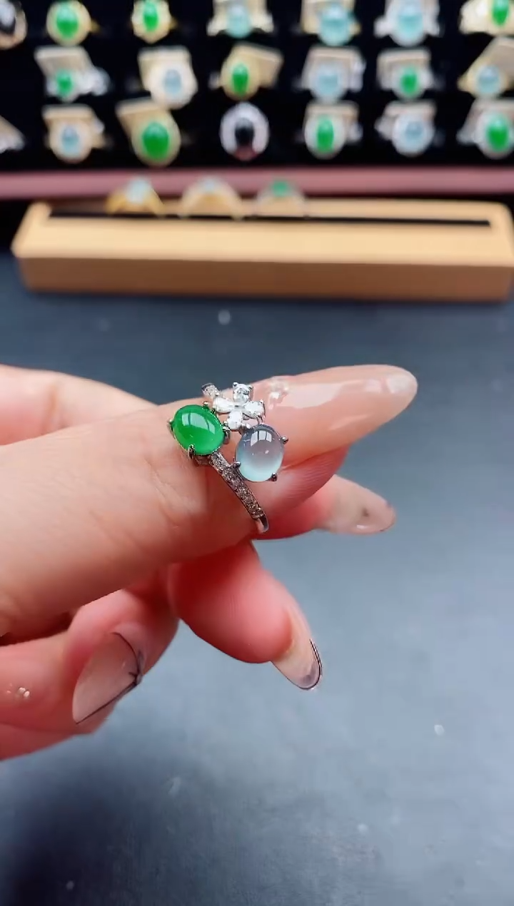 银S925镶嵌戒指翡翠1