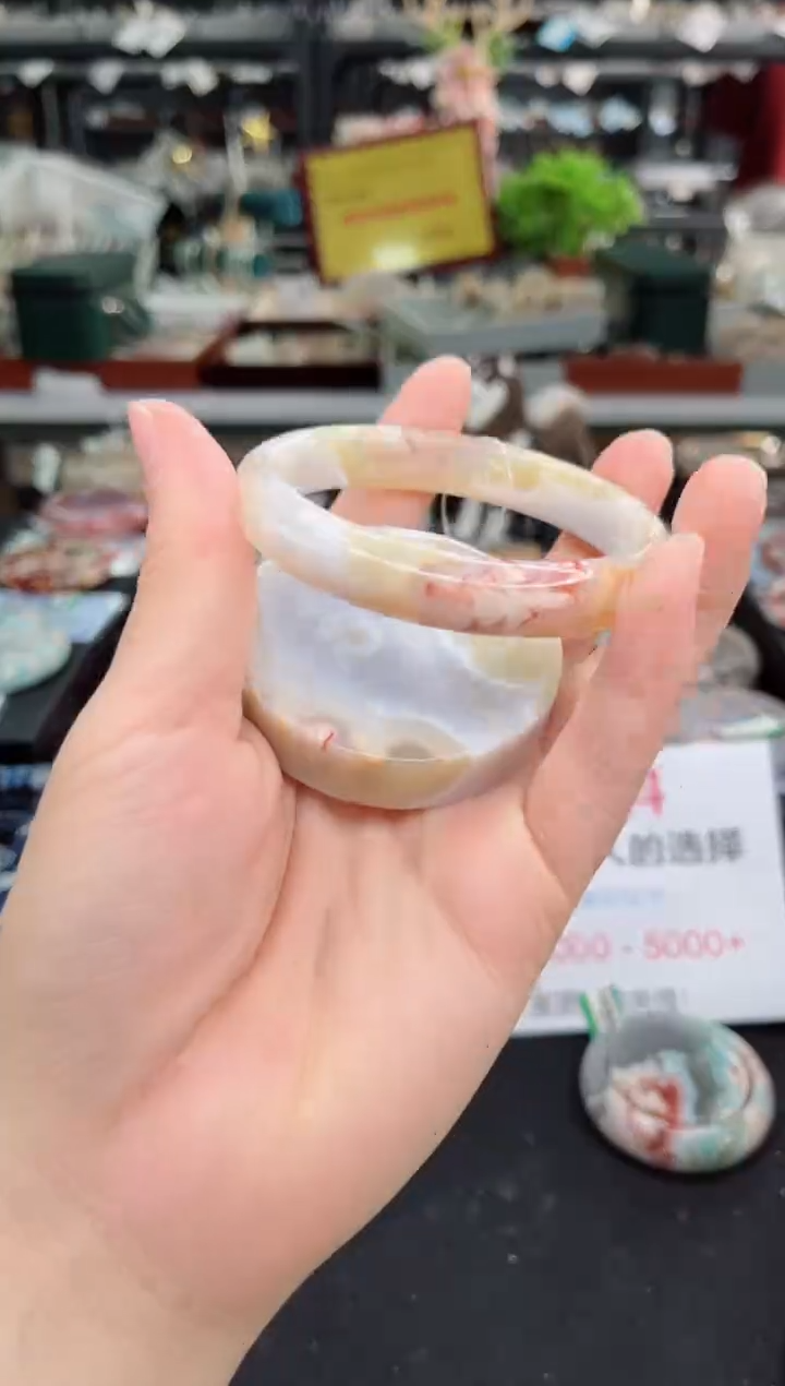 【闪购商品】石英质玉手镯未镶嵌60圈口（赠品镯心）3447090