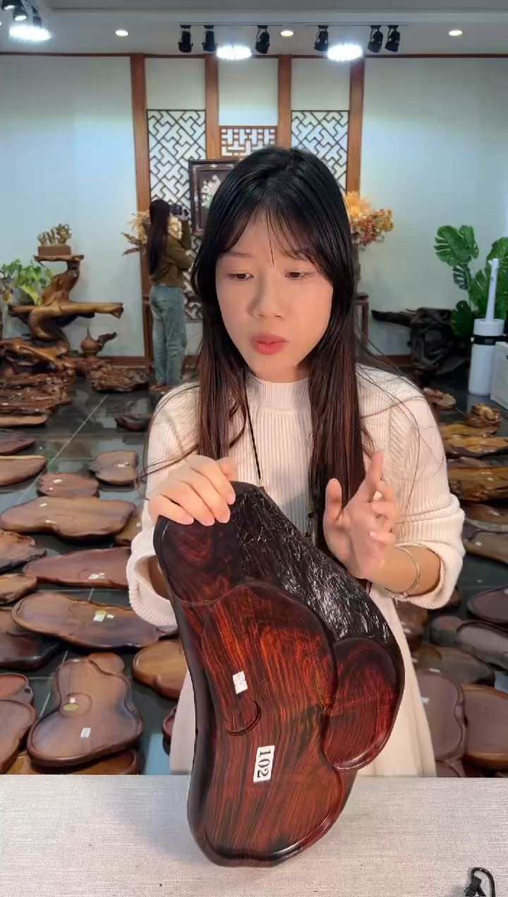 【闪购商品】交趾黄檀（大红酸枝）茶盘102