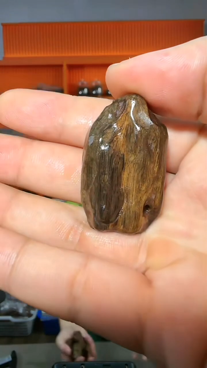 沉香吊坠24号红土太湖石多样性发一