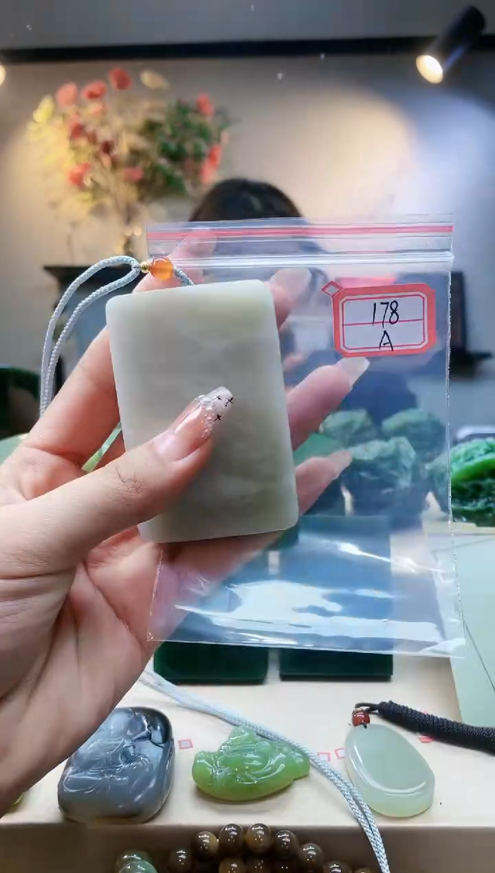 【闪购商品】和田玉挂件未镶嵌14