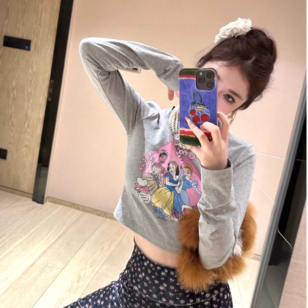 公主嘉年华派对party灰色百搭修身长袖T童话印花纯欲休闲上衣