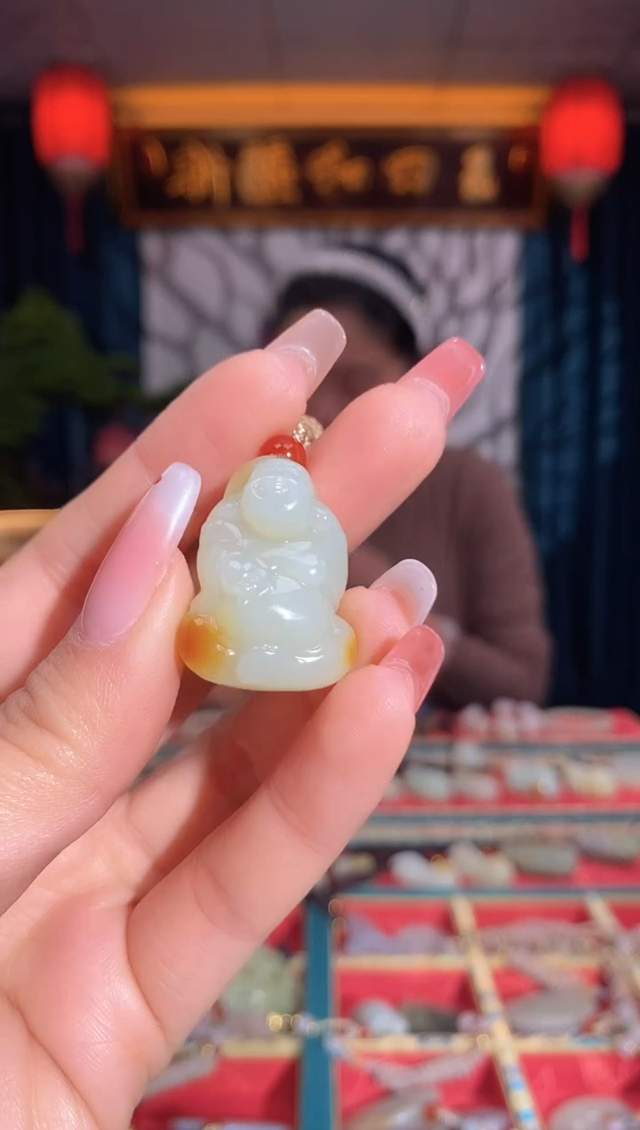 【闪购商品】和田玉颈饰未镶嵌佛