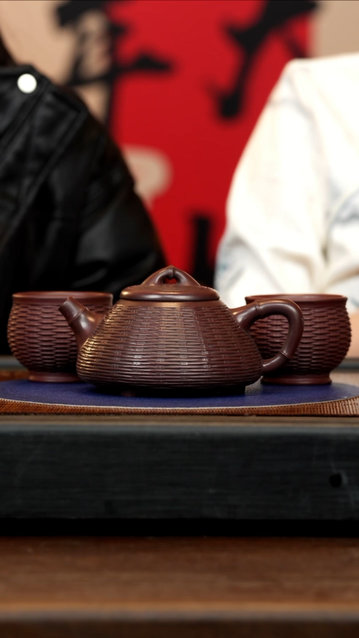 【闪购商品】紫砂茶壶WYS 龙血砂 子冶石瓢 320cc