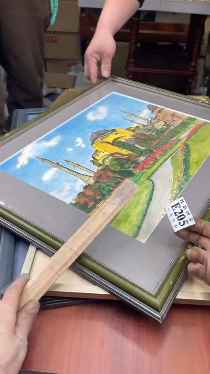 瓷片梅**?盛日中古杂项籈