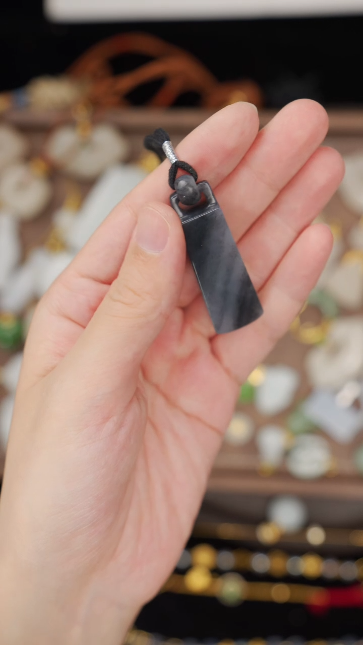 和田玉未镶嵌吊坠(不含链)吊坠