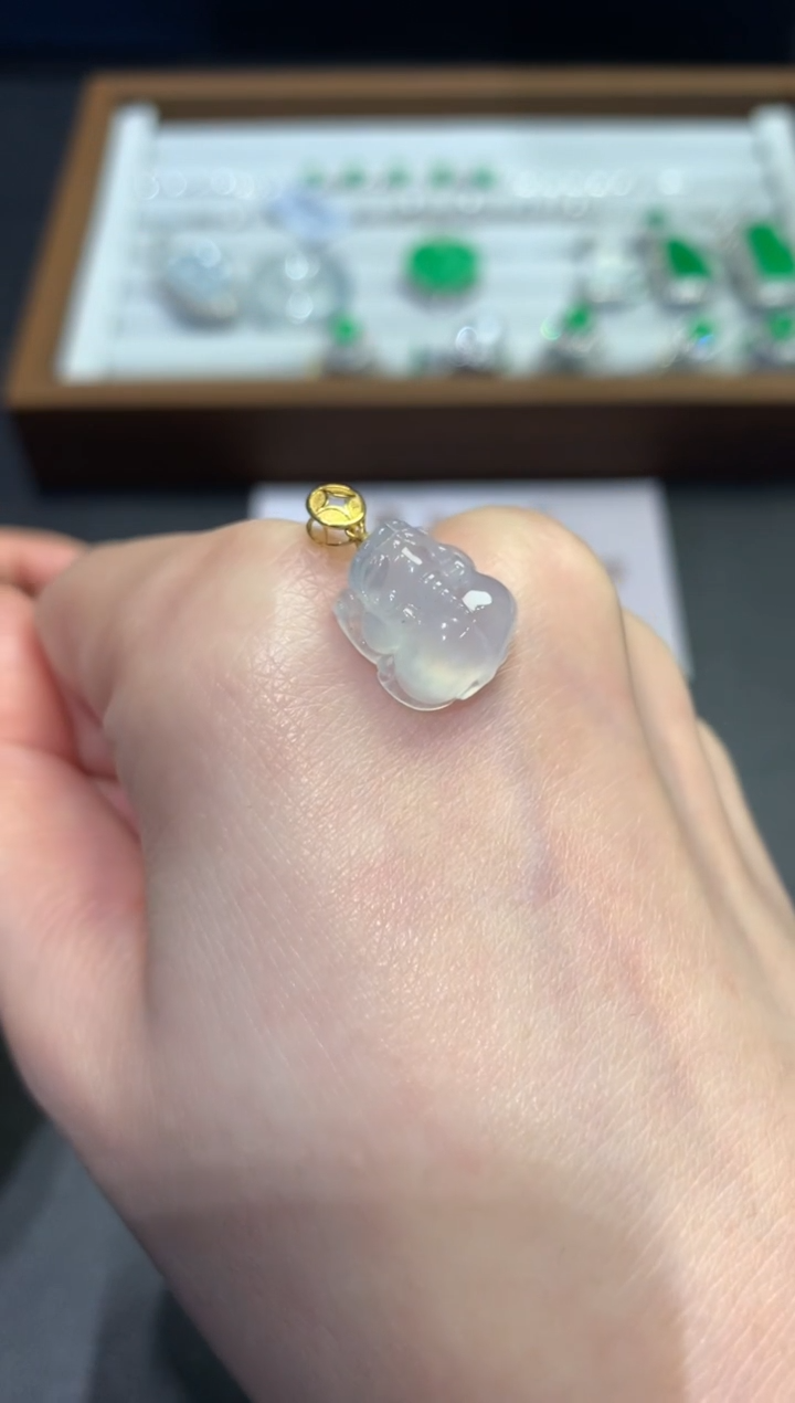 【闪购商品】翡翠吊坠(不含链)18K金镶嵌A17-1380