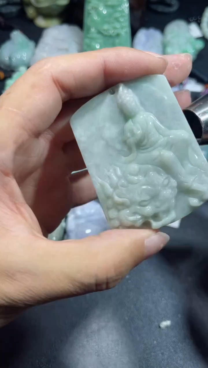 【闪购商品】翡翠颈饰未镶嵌00000353