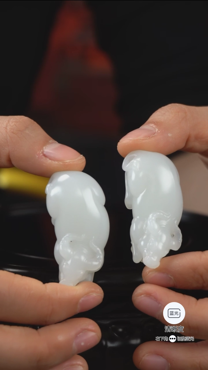 和田玉未镶嵌挂件对牛