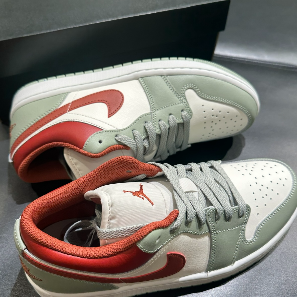 【HN荟聚NK】NIKE AJ1 LOW 男款新款低帮复古休闲板鞋 553558133