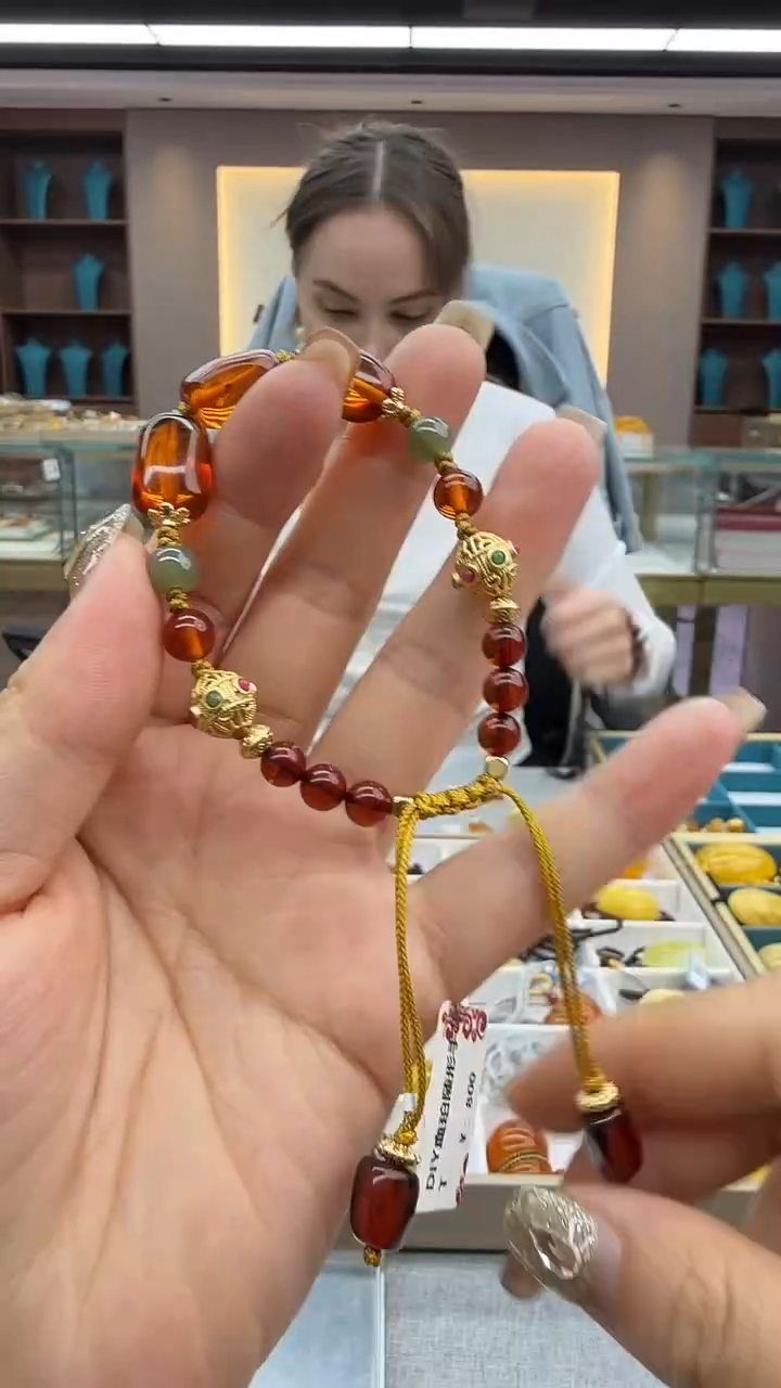 手链琥珀未镶嵌46秒拍号 假一罚三 