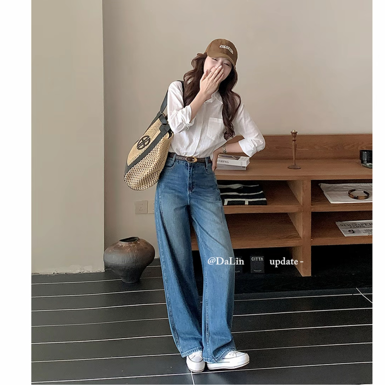 【现货+运费险】深蓝色直筒牛仔裤女2025秋季新款大码显瘦阔腿裤子