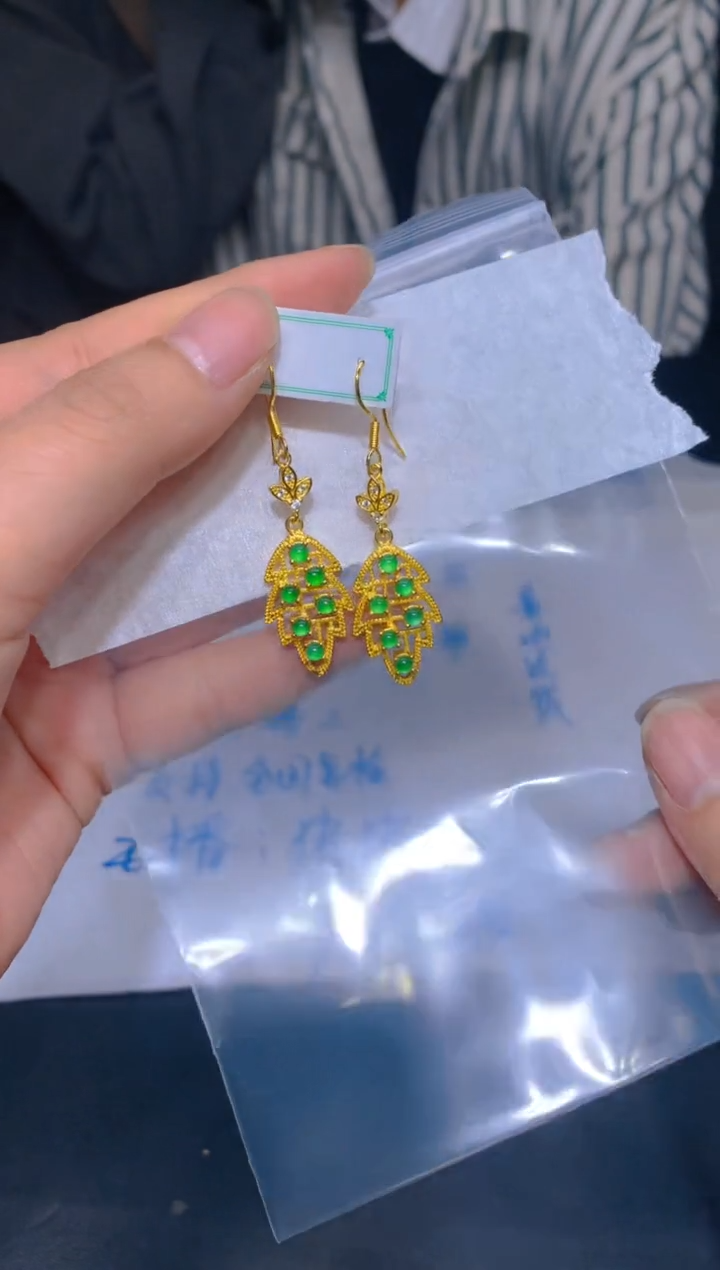 【闪购商品】定制翡翠未镶嵌24定制翡翠多样性发其一