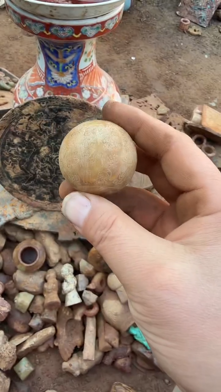 未镶嵌岫岩河磨玉（透闪石质玉）挂件用***醋岫岩河磨玉