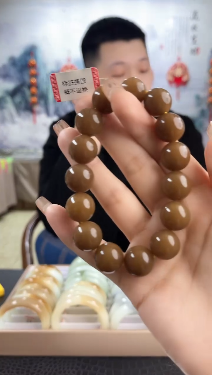 【闪购商品】和田玉手串未镶嵌14mm左右糖料