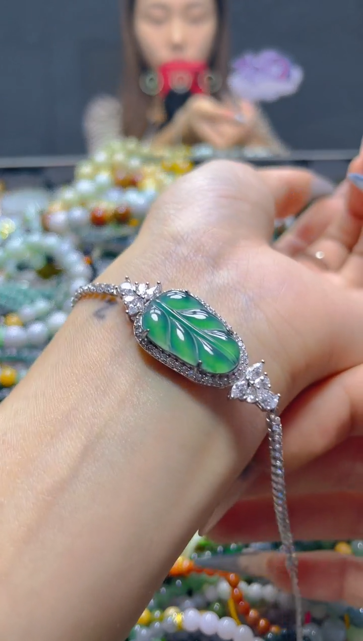 颈饰未镶嵌翡翠/X/翡翠A货，一件也是批发价